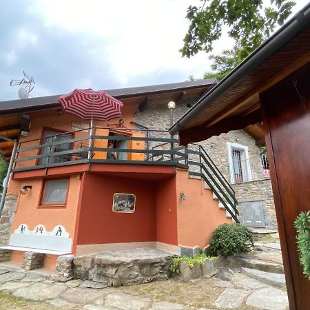 La Casa Dei Nonni Con Spa Privata Su Richiesta Villa Pont Canavese Exteriör bild