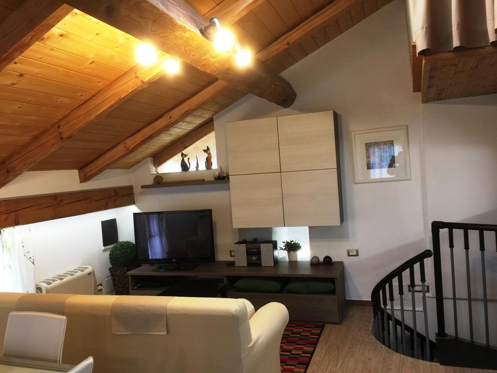 La Casa Dei Nonni Con Spa Privata Su Richiesta Villa Pont Canavese Exteriör bild